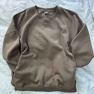 Women’s everyday essential tan crewneck